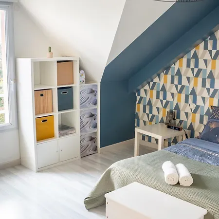 Maison, 3 Ch, Proximite Gare,c Commercial,c Apartament